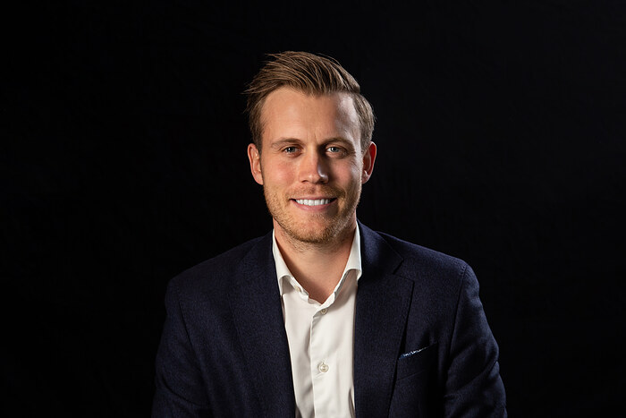 Jonas Bertolt Hybel, Butikschef, Ejendomsmægler, MDE