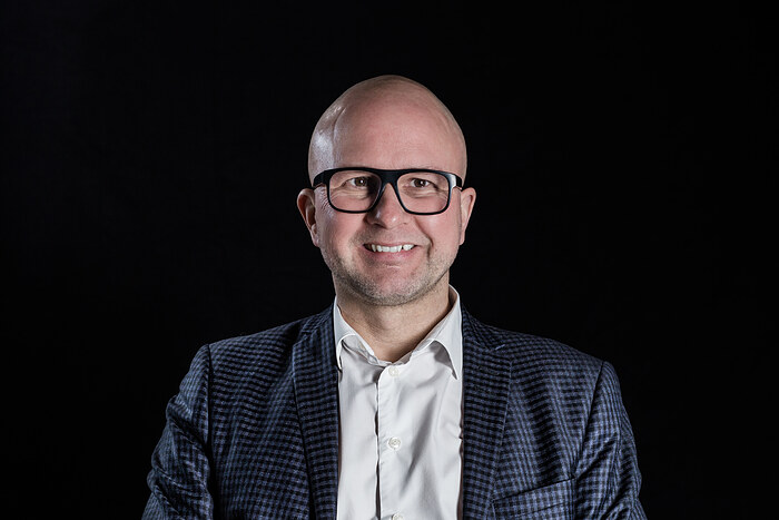 Jesper Strøm, Indehaver/ Ejendomsmægler MDE