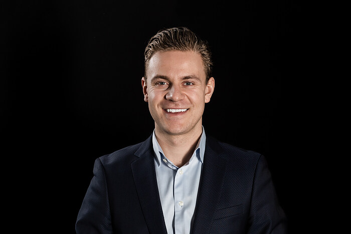 Frederik Nemeth-Thurøe, Salg