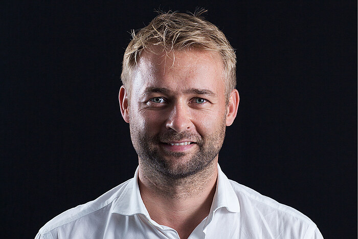 Ejendomsmægler - Indehaver, Ejendomsmægler MDE Kim H. Johansen