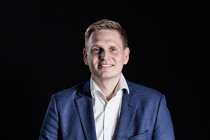 Kristian Kofoed, Indehaver/ Ejendomsmægler, MDE, HD(O)