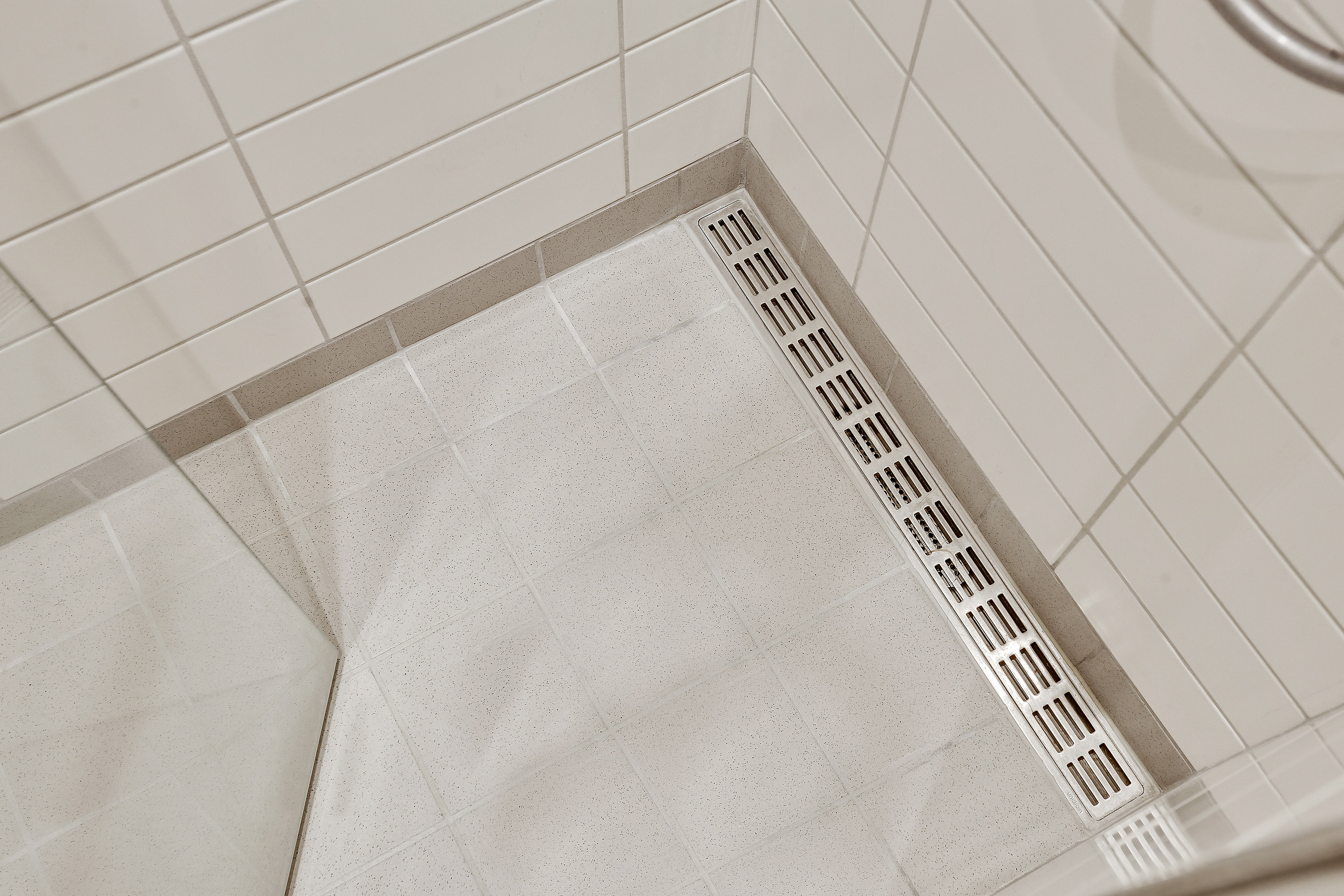 Nyt lille københavner badeværelse pÃ¥ 1,5 m2 med duravit vask i ... Afløb badeværelse 1 sal