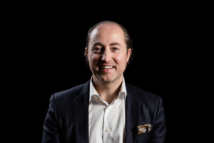 Ejendomsmægler - Indehaver, Ejendomsmægler MDE René Chrom Nielsen