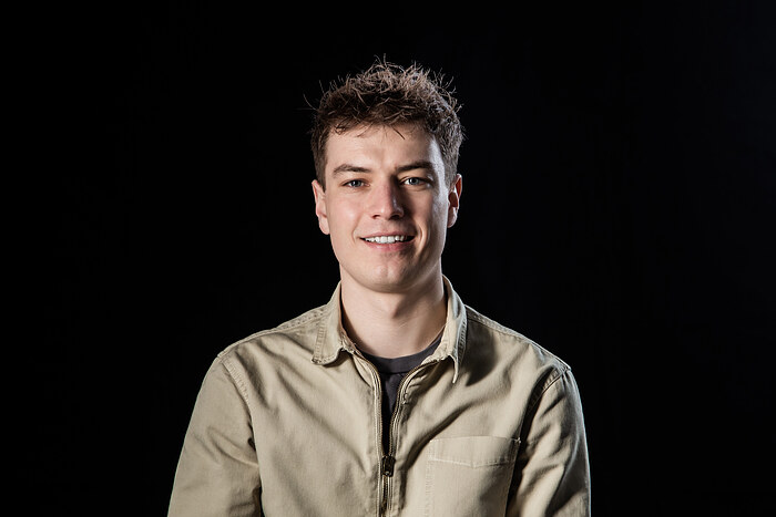 Mads Hedegaard, Salg