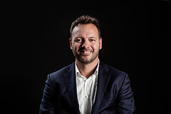 Mægler Claus Nyrup Højsholt-Nielsen. Kontakt her hvis du skal købe.